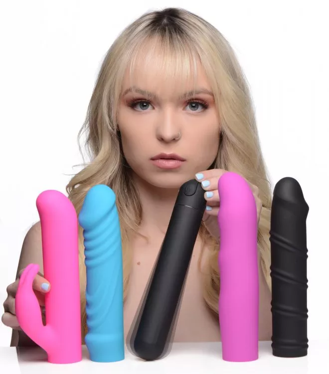 4-in-1-multi-speed-xl-silicone-bullet-vibrator-sleeves-kit 4-in-1 Multi-Speed XL Silicone Bullet Vibrator and Sleeves Kit