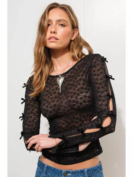 bow-trim-lace-top-black Bow Trim Lace Top - Black -