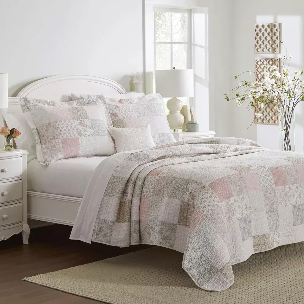 queen-quilt-set-cotton-reversible-bedding-with-matching-shams-home-decor-i '- Queen Quilt Set, Cotton Reversible Bedding With Matching Shams, Home Decor I